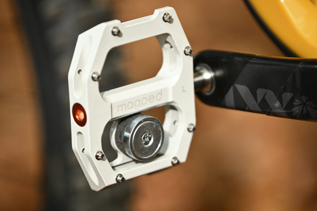 Voorkomen Zus Remmen 100% getest: Magped Ultra2-pedalen - Grinta!
